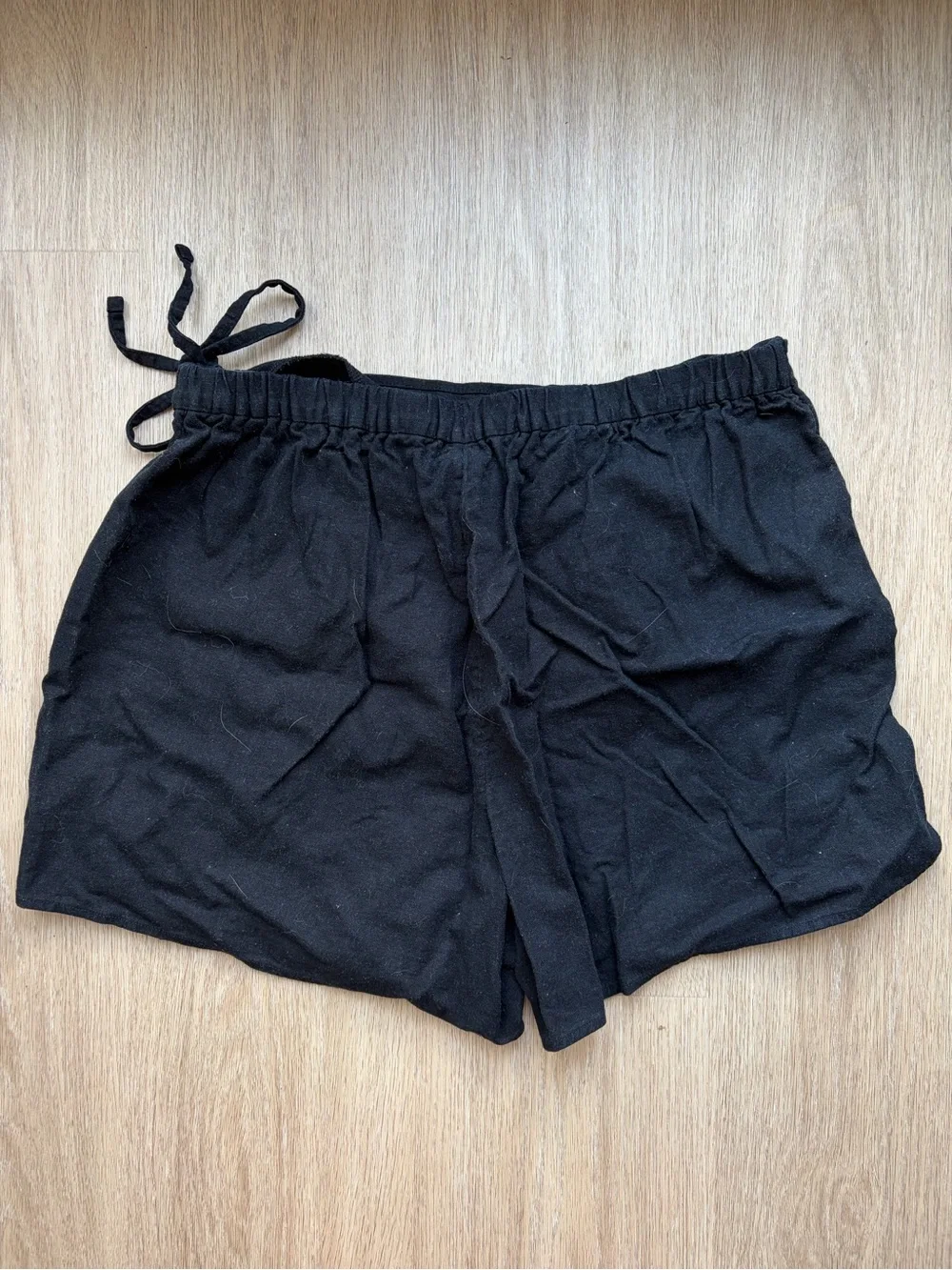 Old Navy Black Women’s Side-Tie Skort